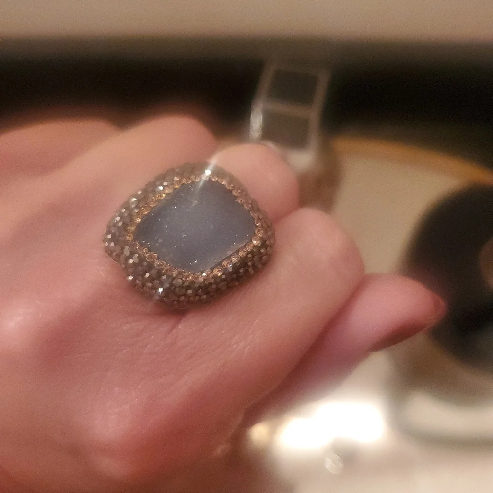 Statement ring - Picture 2 of 10